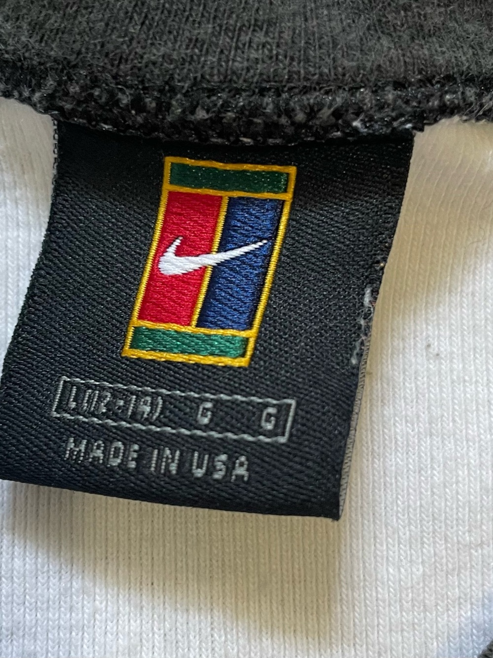 Vintage 90s Nike Court Tennis Top L(12/14) White w Black Trim - Picture 7 of 7